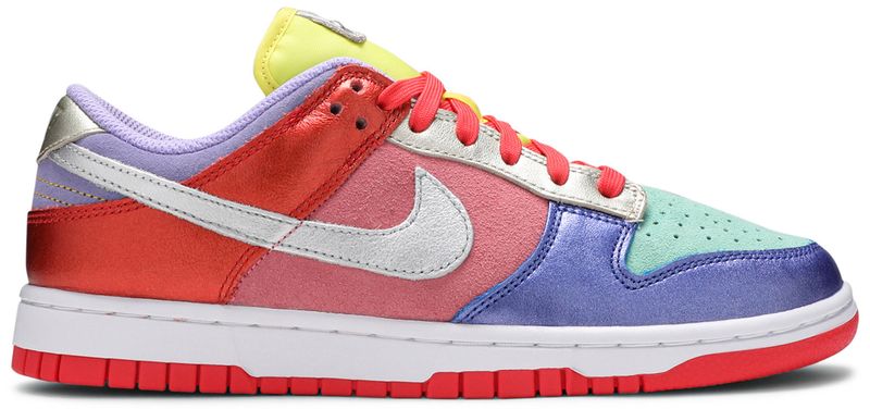 Nike Dunk Low Sunset Pulse
